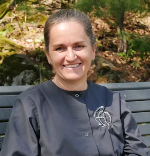 Dr. Cynthia Wiggins